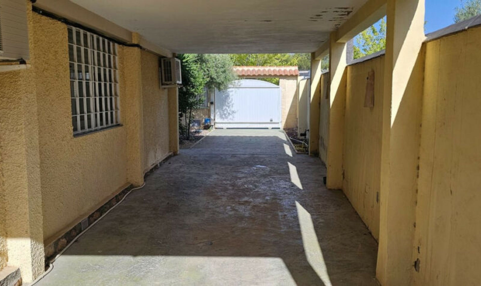 Resale - House -
Campoamor