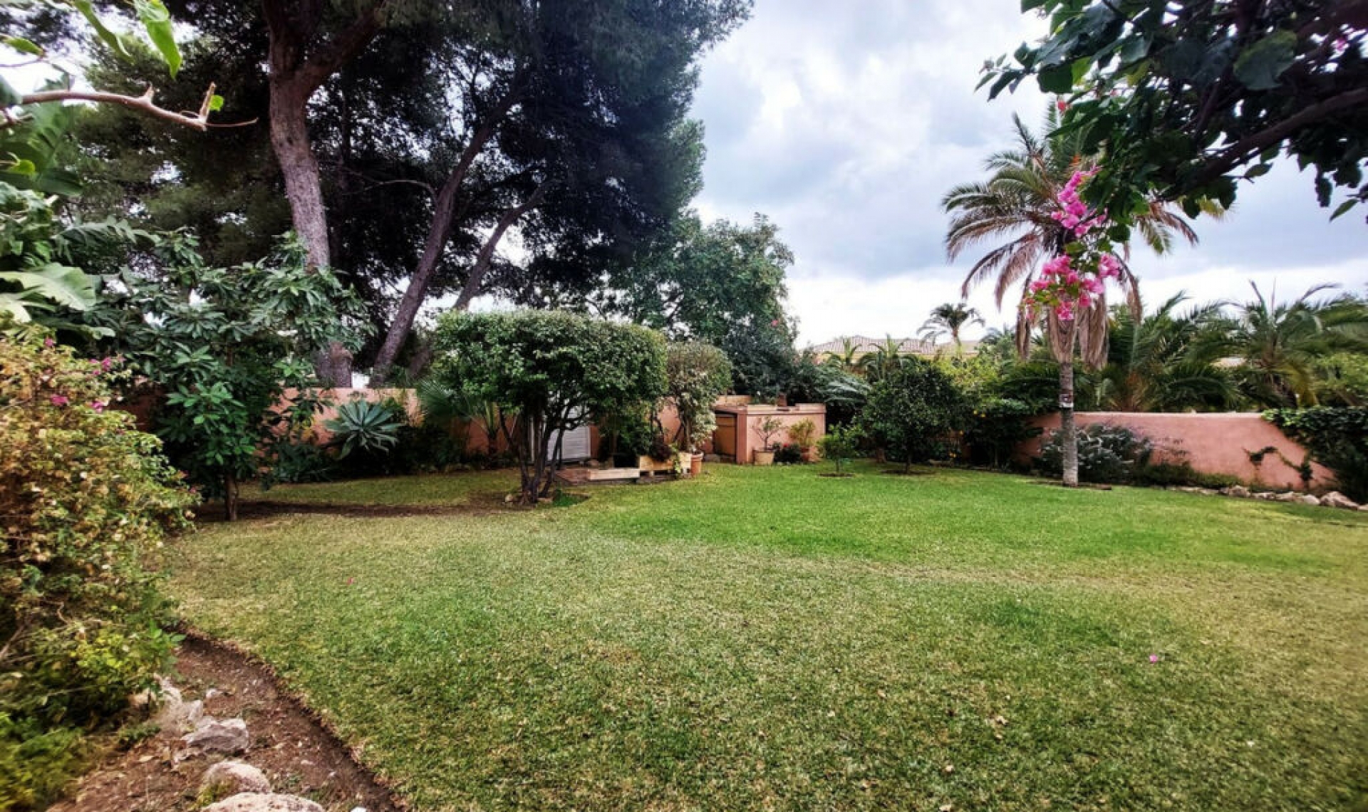 Resale - House -
Cancelada