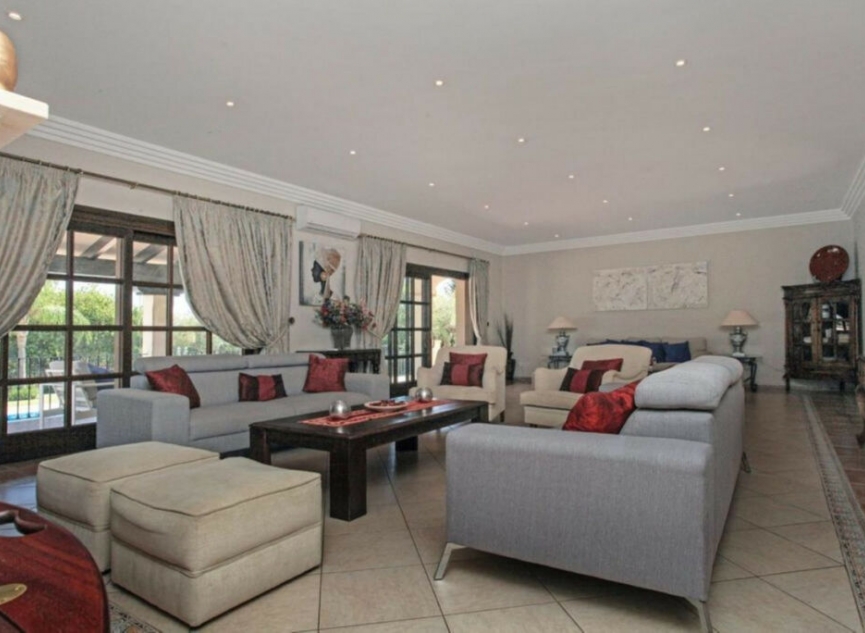 Resale - House -
Cancelada