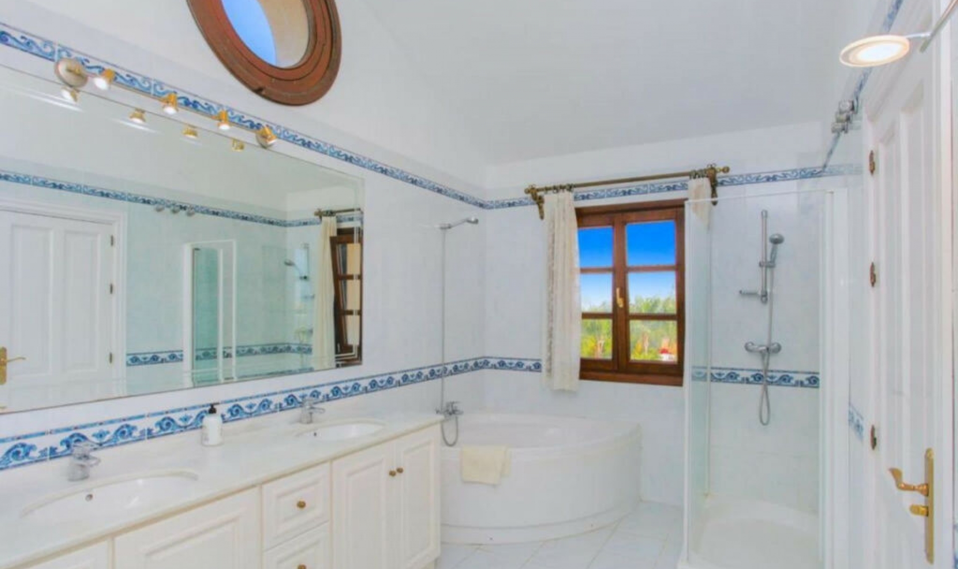 Resale - House -
Cancelada