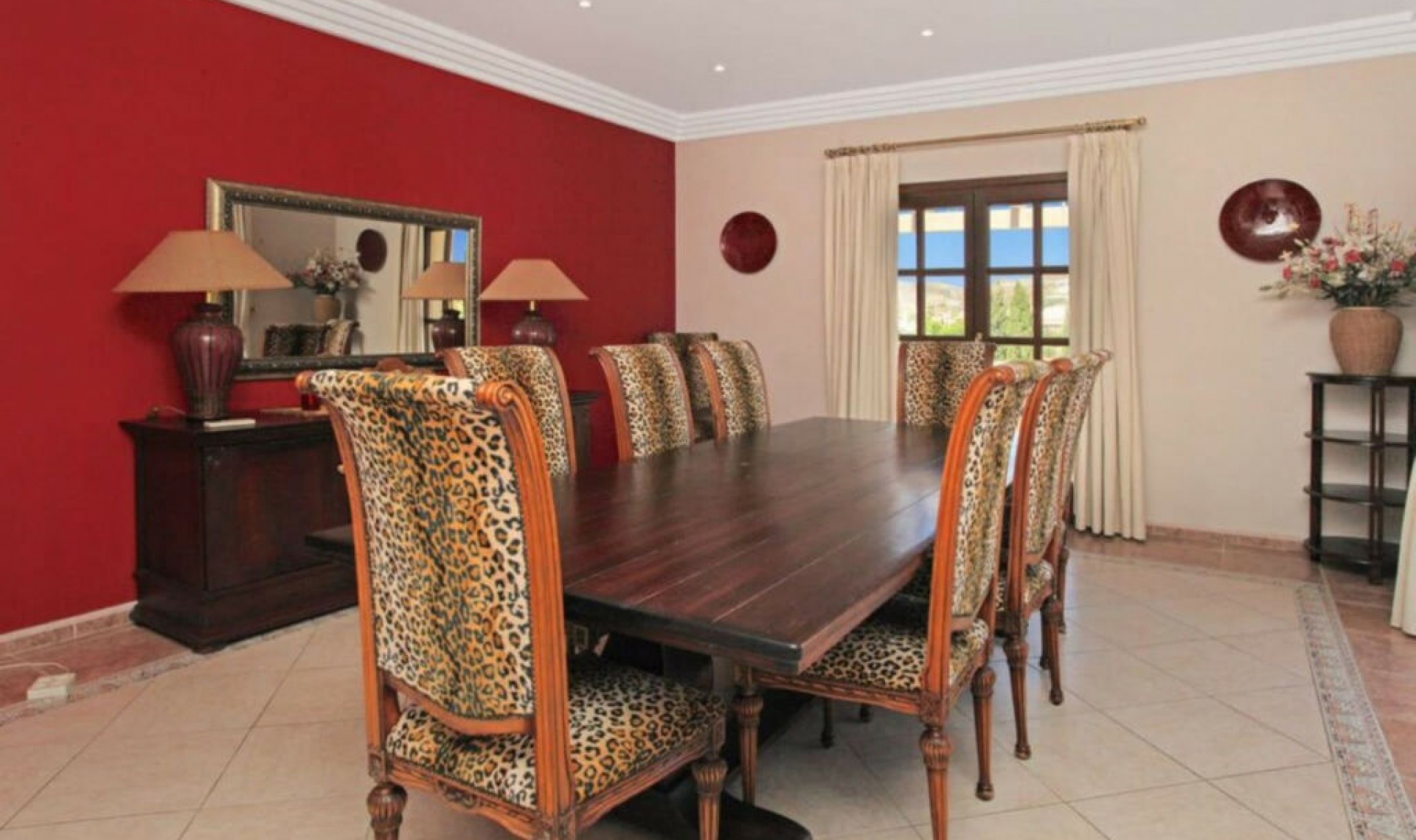 Resale - House -
Cancelada