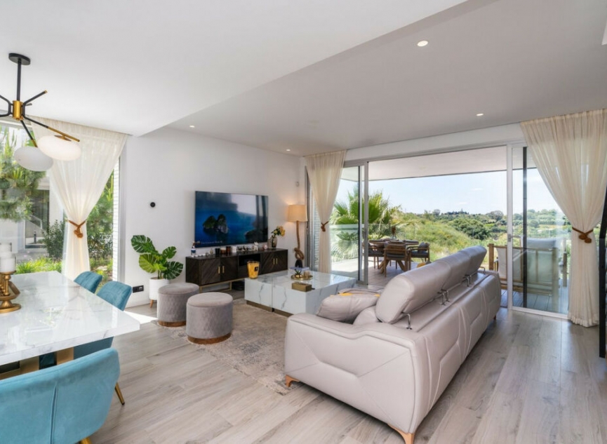 Resale - House -
Cancelada