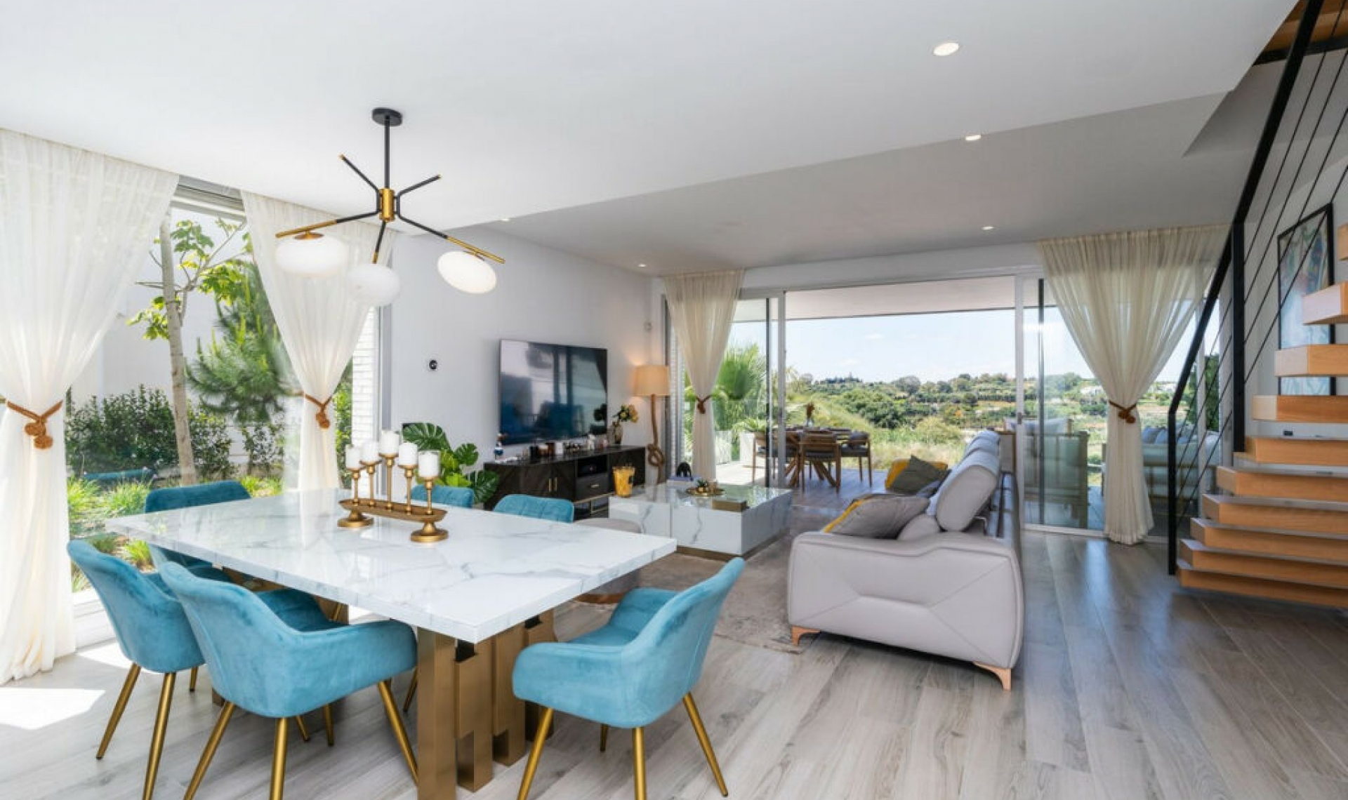 Resale - House -
Cancelada