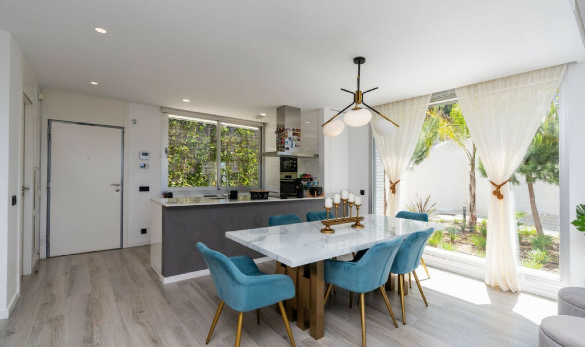 Resale - House -
Cancelada