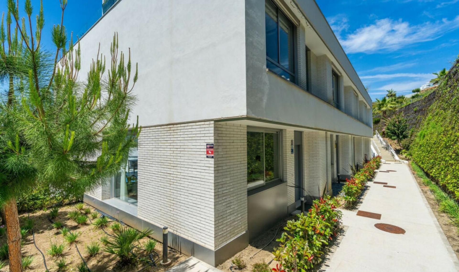 Resale - House -
Cancelada