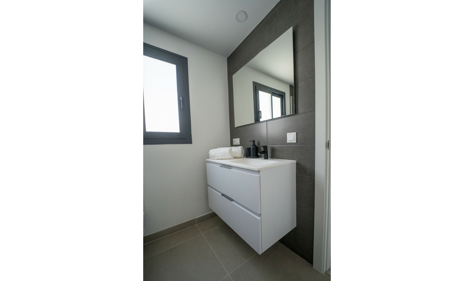 Resale - House -
Cancelada