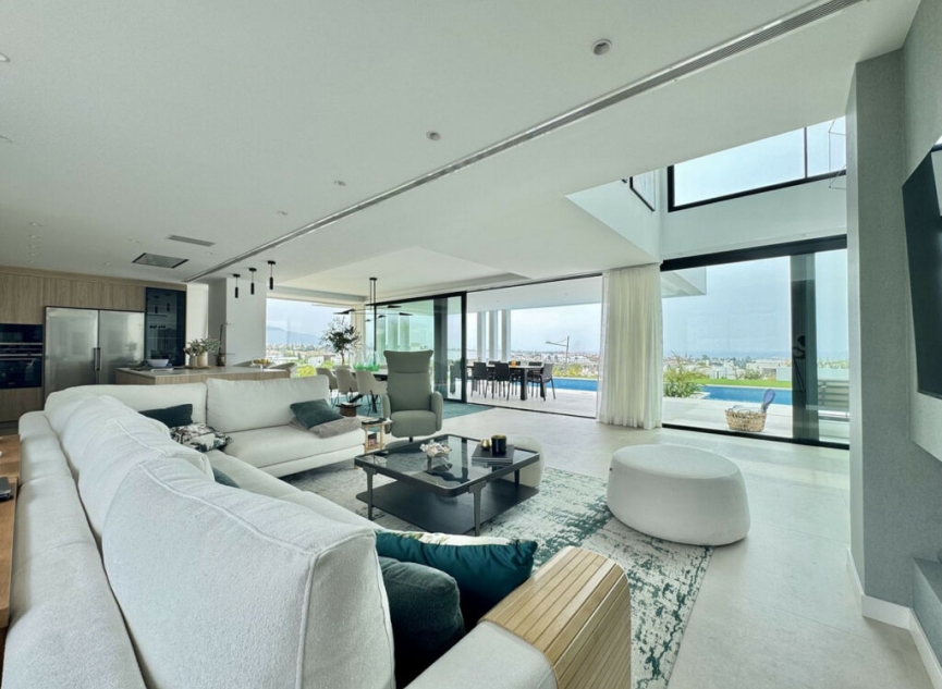 Resale - House -
Cancelada