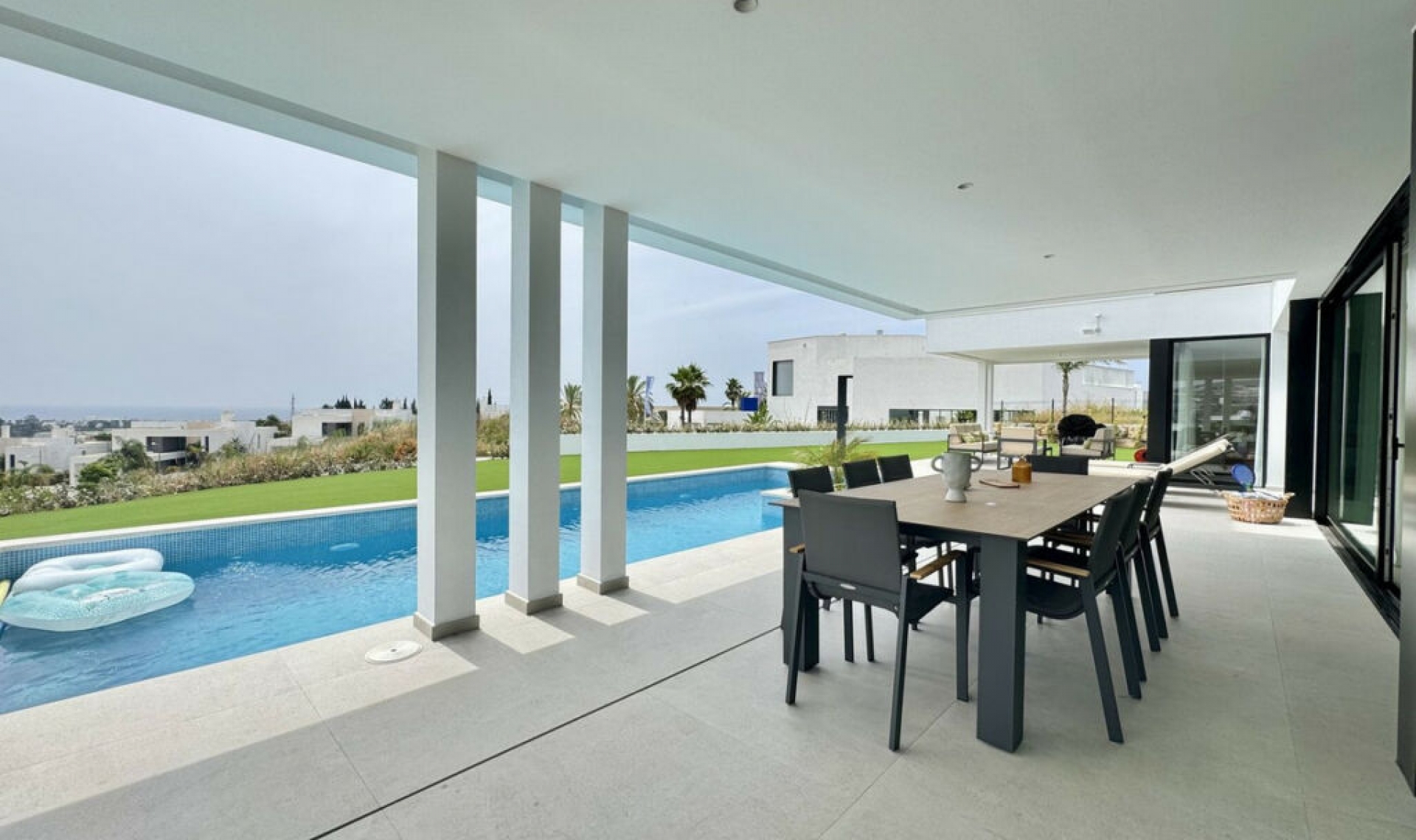 Resale - House -
Cancelada