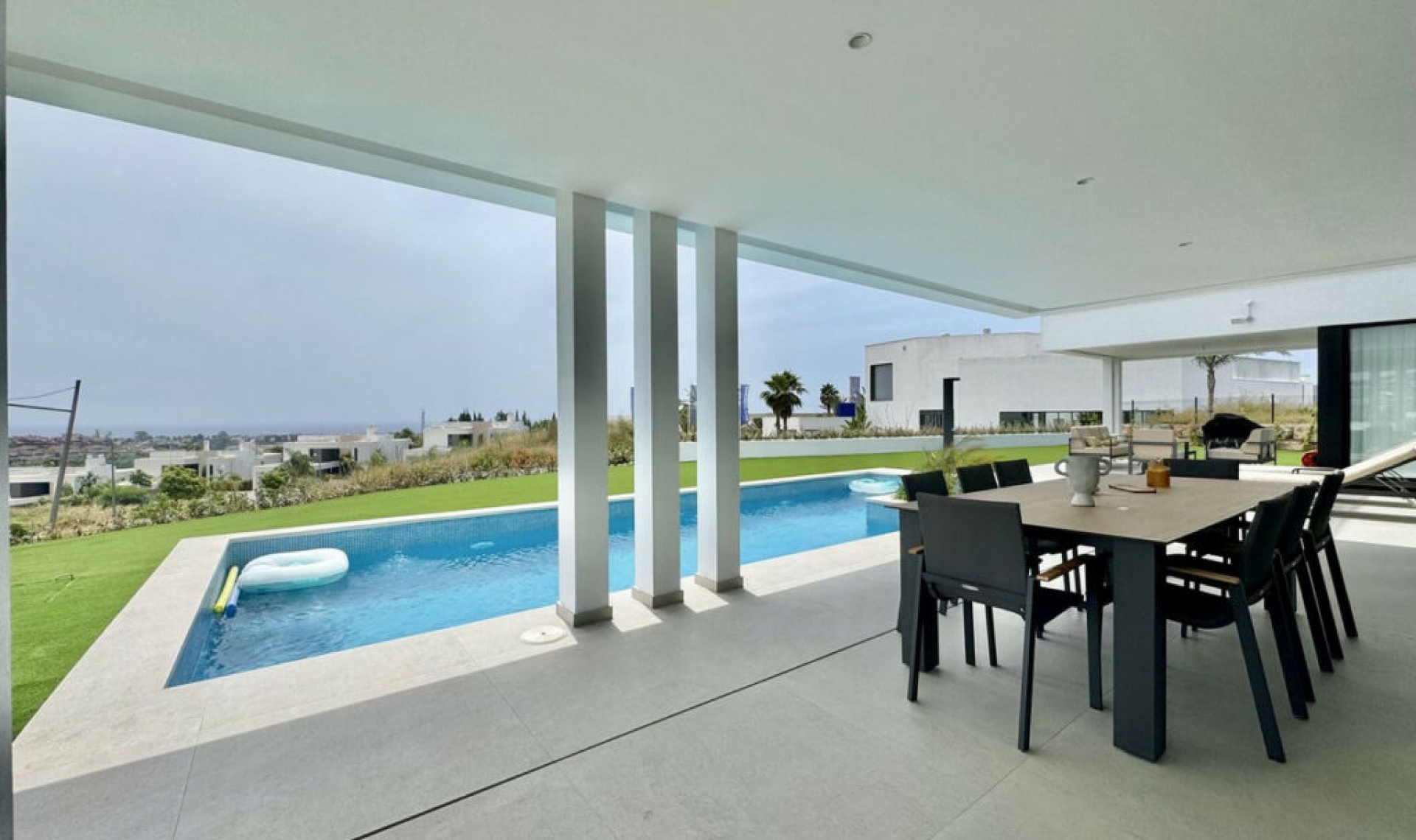 Resale - House -
Cancelada