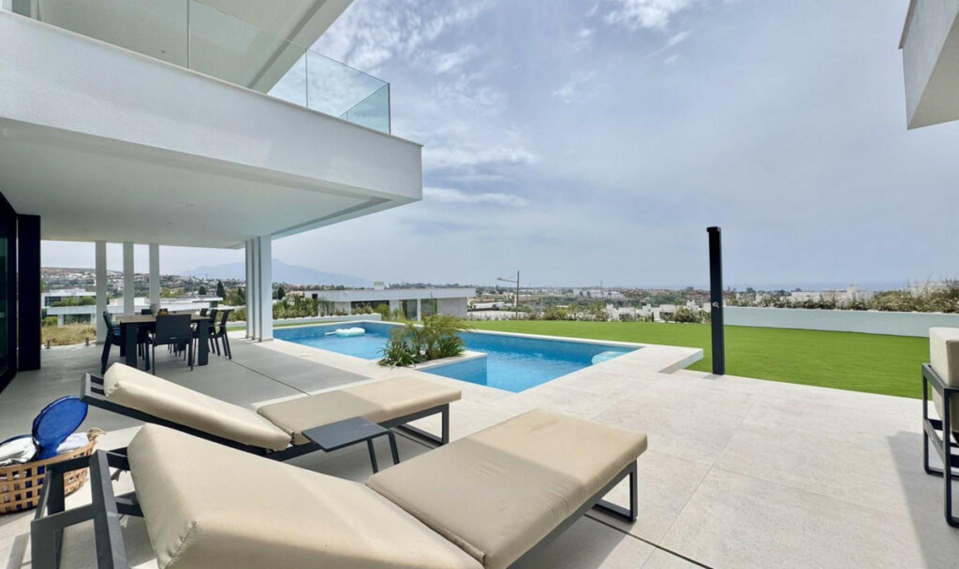 Resale - House -
Cancelada