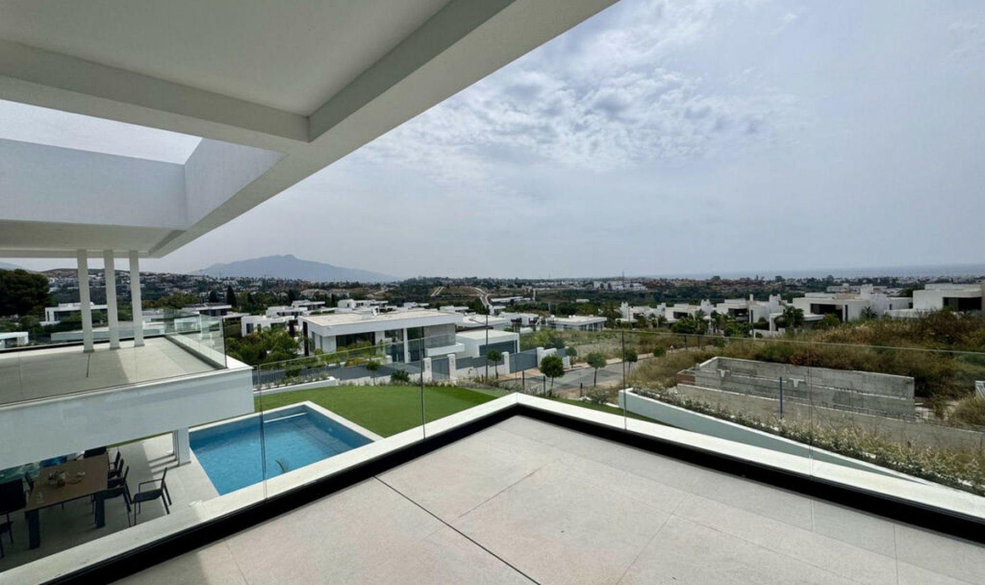 Resale - House -
Cancelada