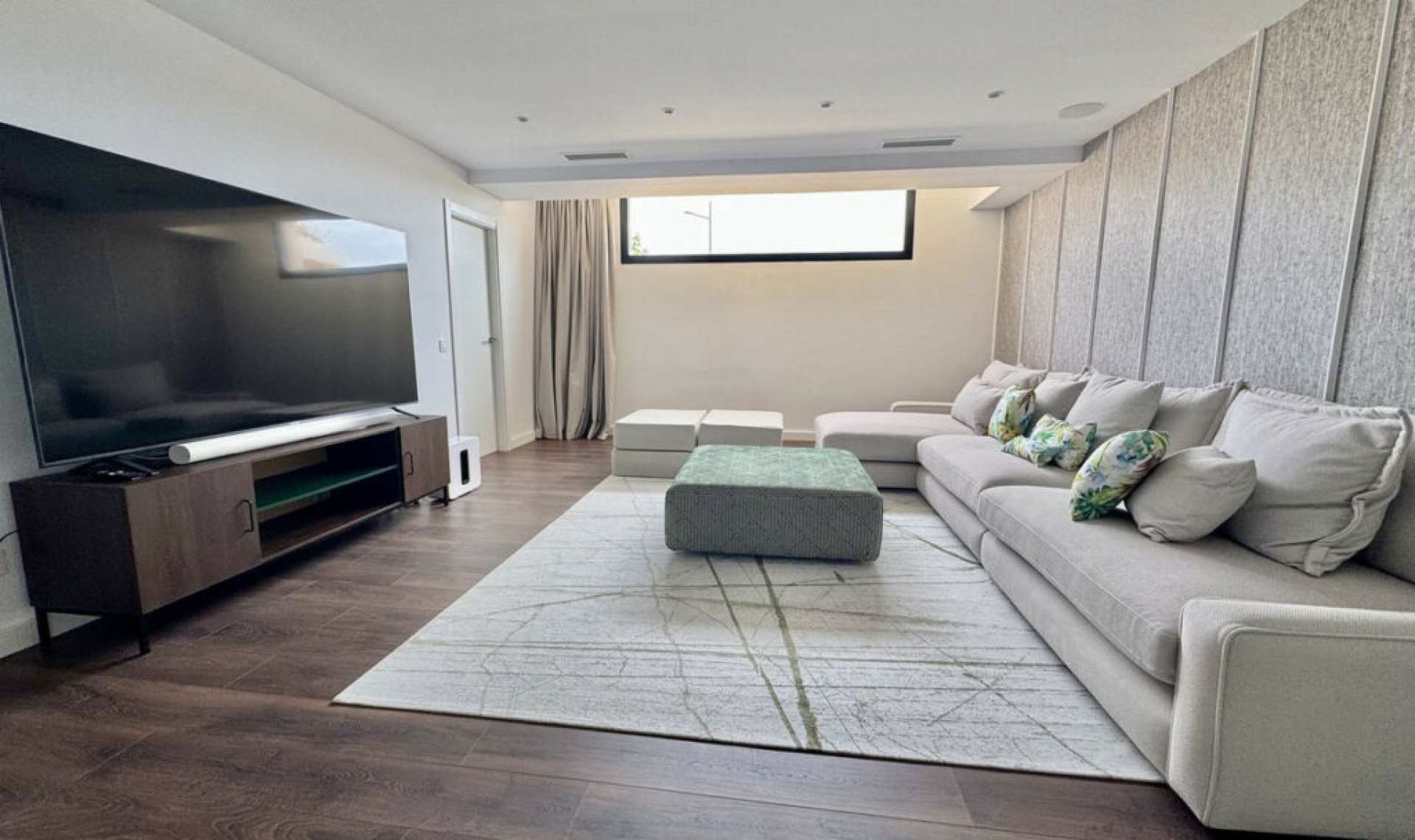 Resale - House -
Cancelada