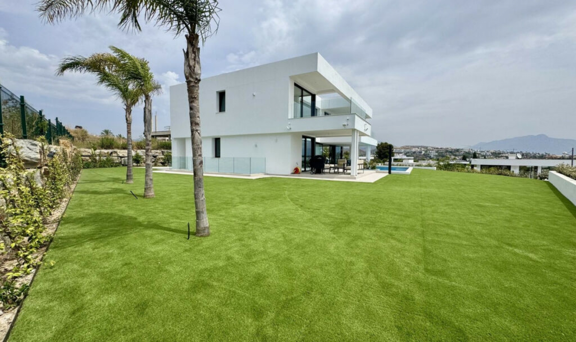 Resale - House -
Cancelada