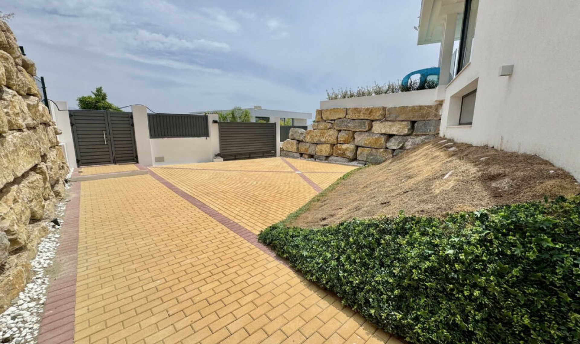 Resale - House -
Cancelada