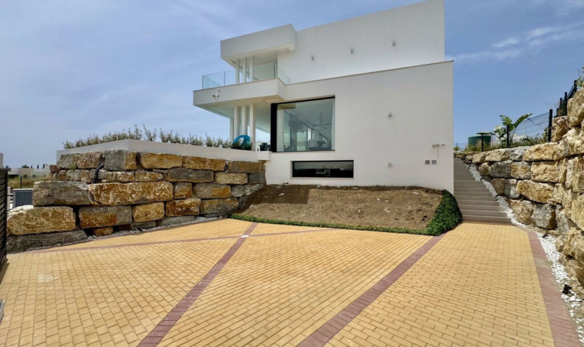 Resale - House -
Cancelada