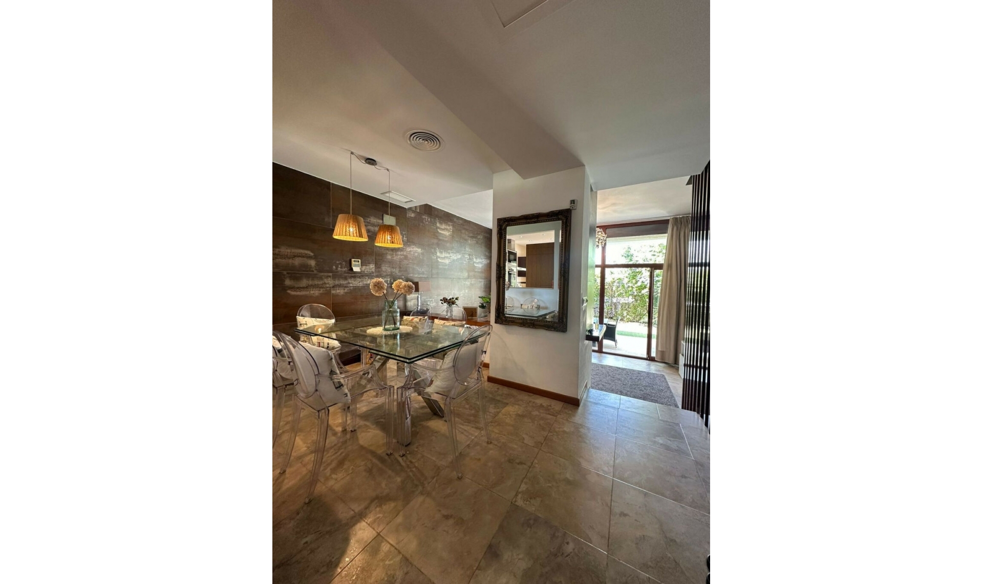 Resale - House -
Cancelada