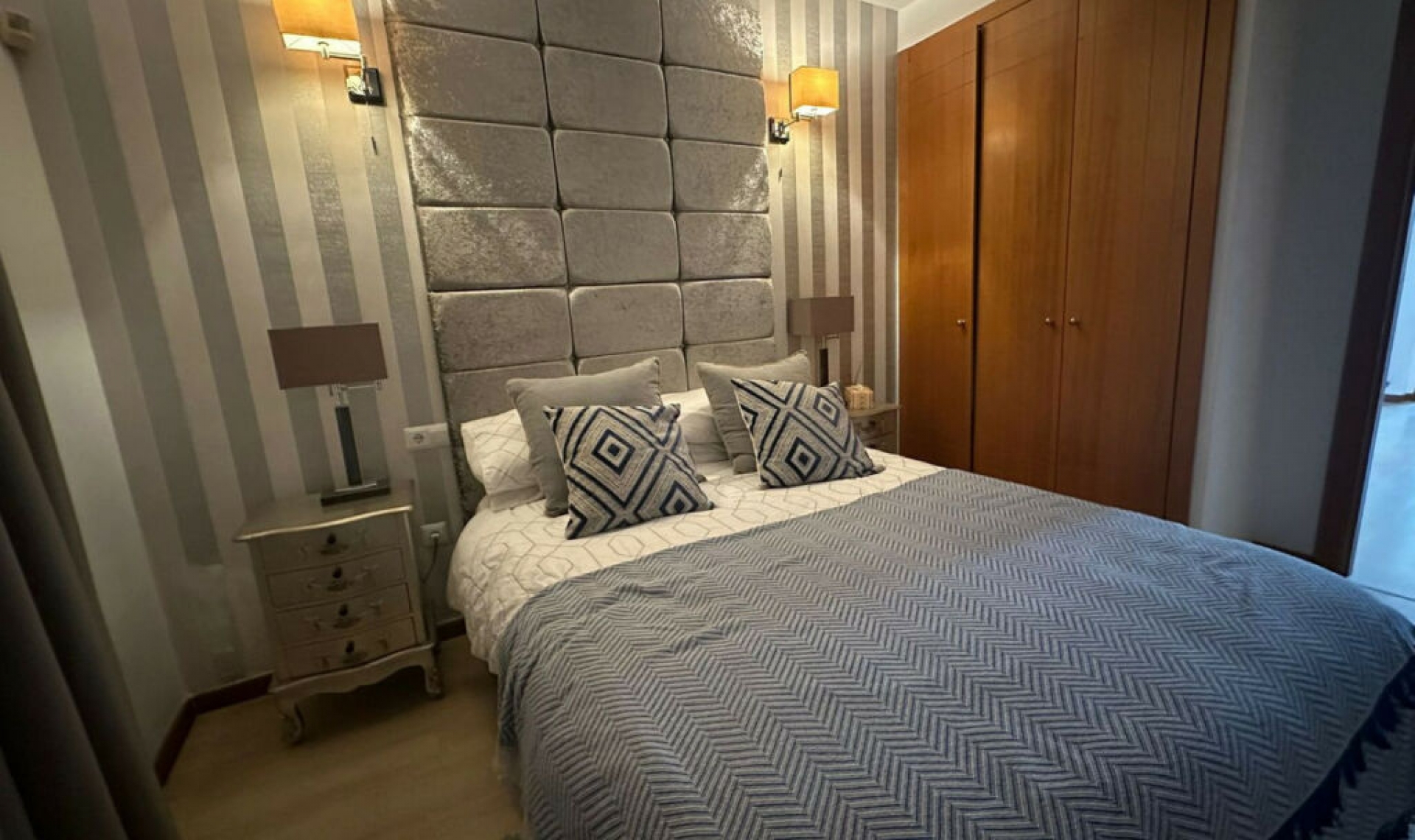 Resale - House -
Cancelada