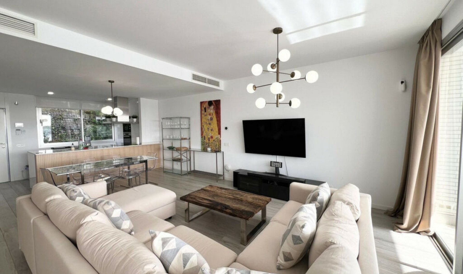 Resale - House -
Cancelada