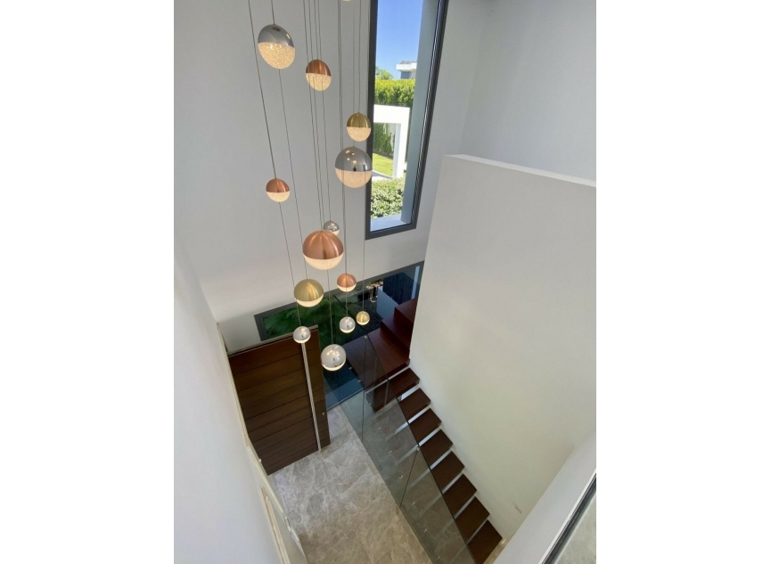 Resale - House -
Cancelada