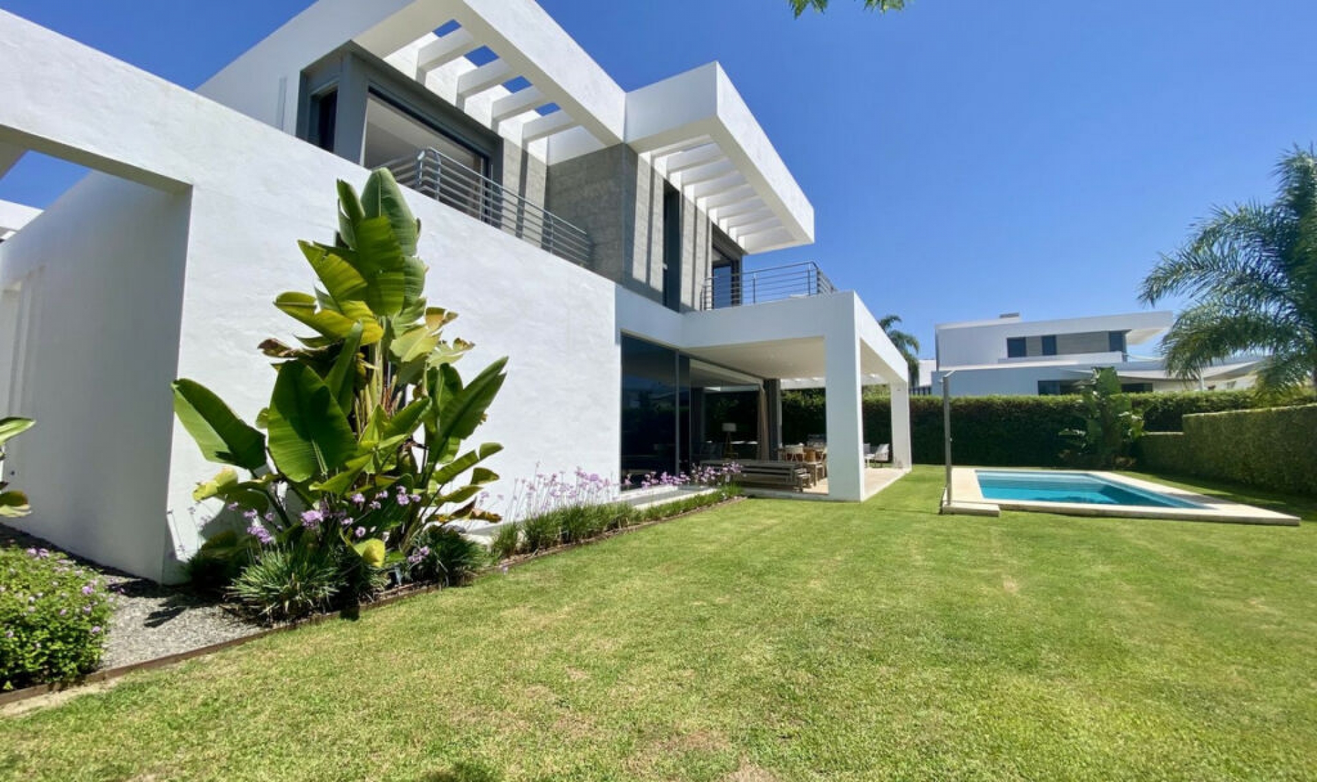 Resale - House -
Cancelada