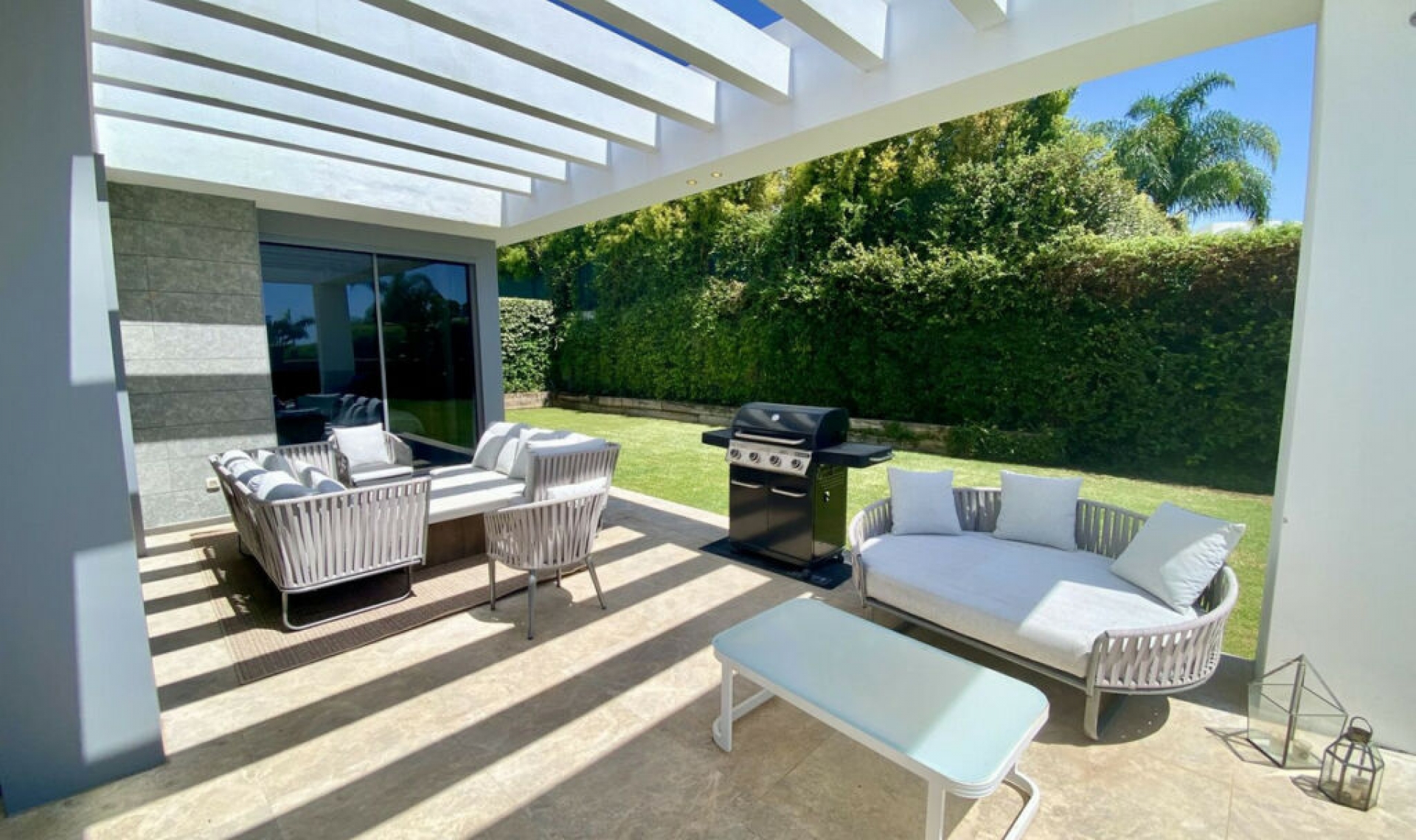 Resale - House -
Cancelada