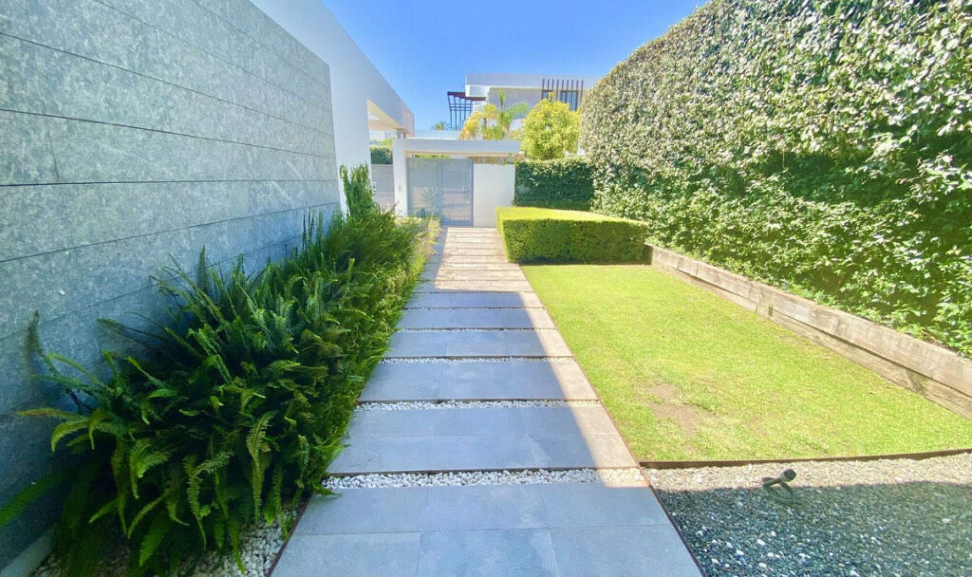 Resale - House -
Cancelada