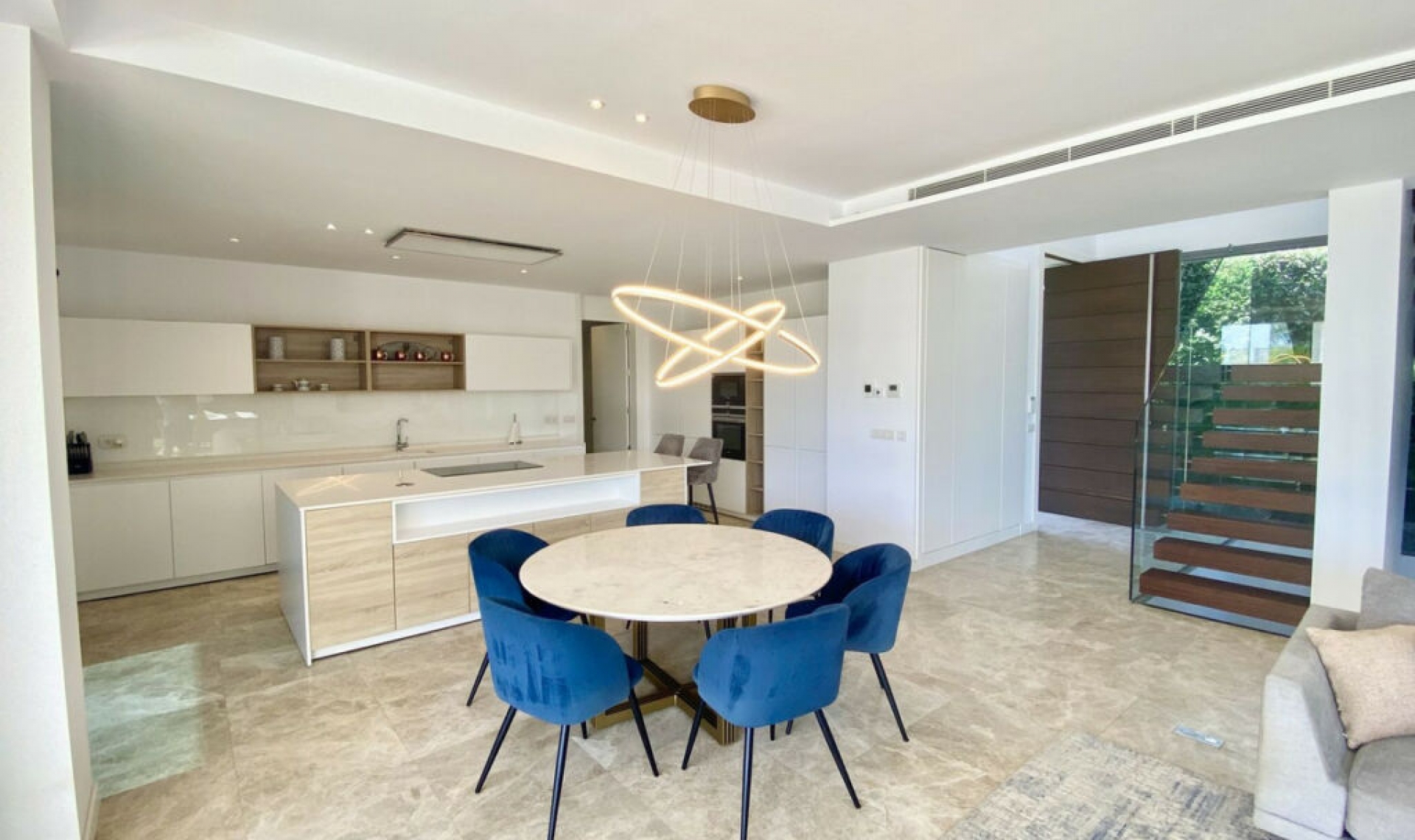 Resale - House -
Cancelada