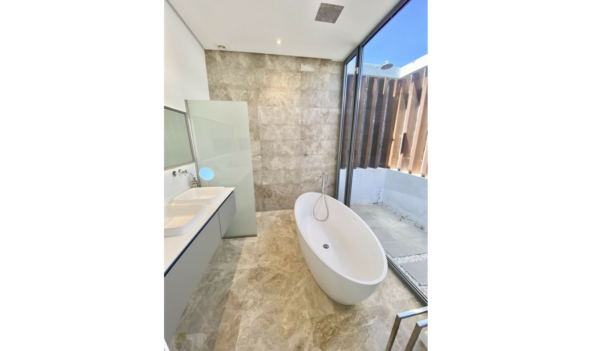 Resale - House -
Cancelada