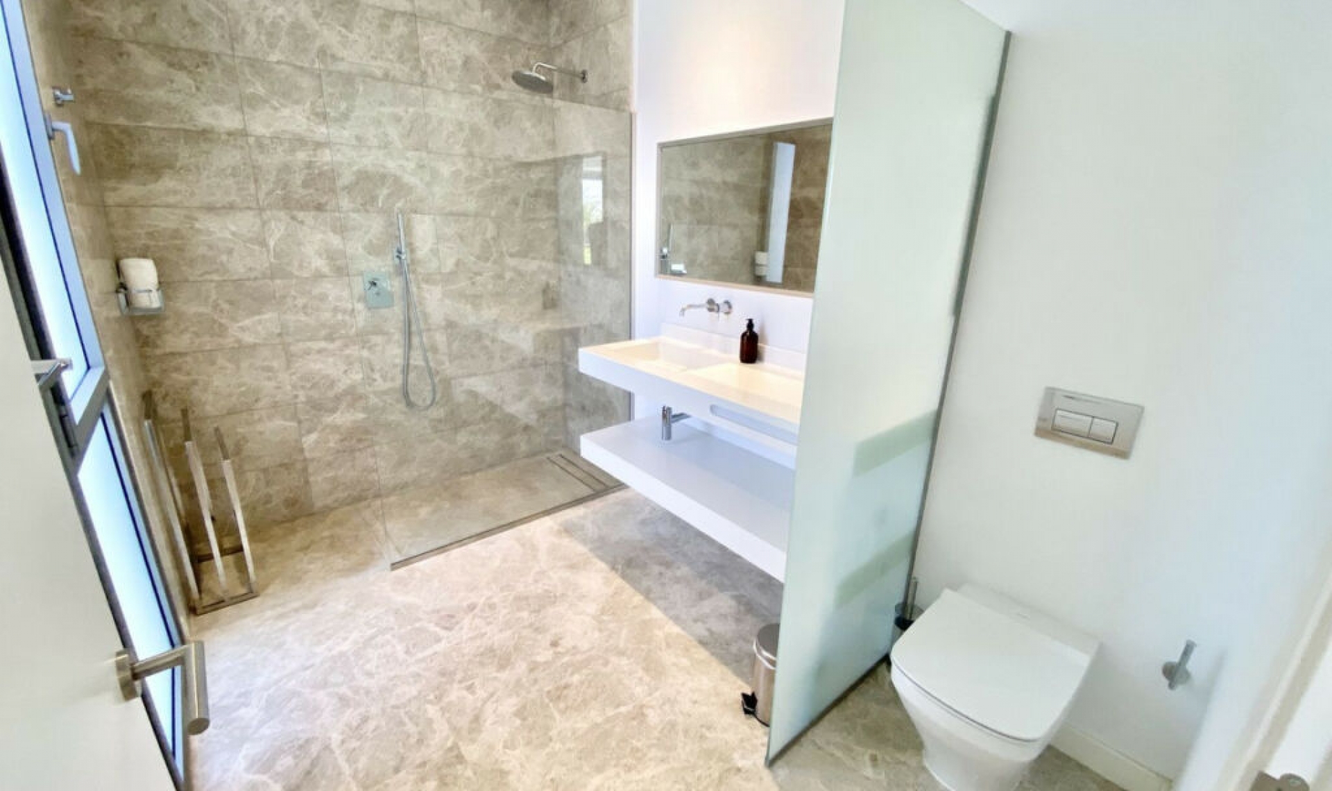 Resale - House -
Cancelada