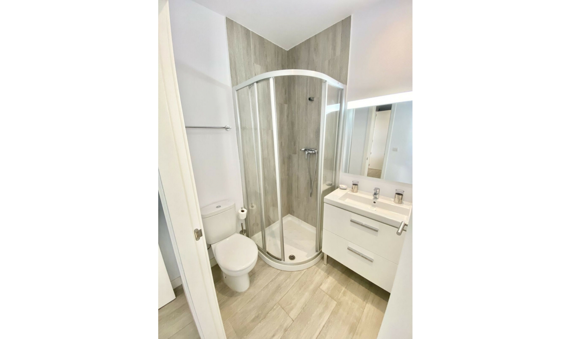 Resale - House -
Cancelada