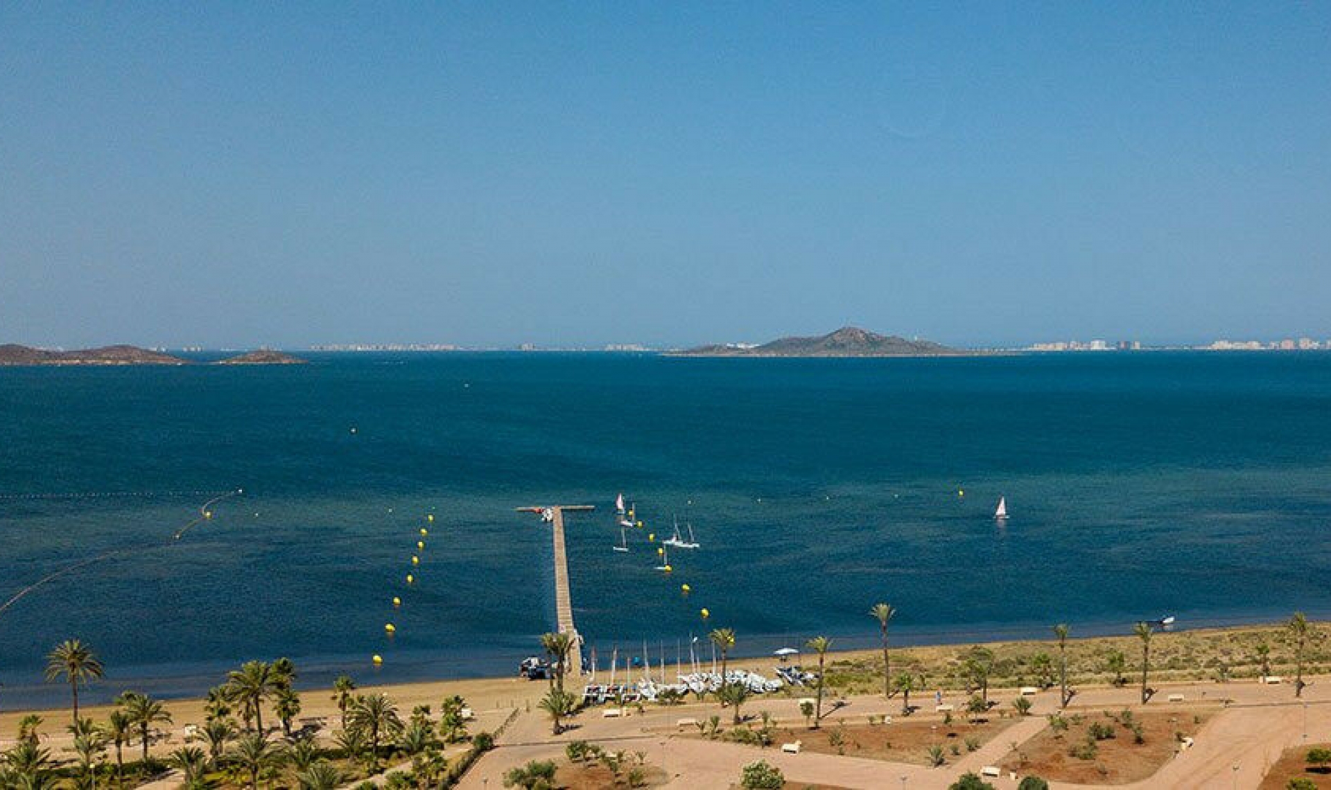 Resale - House -
Cartagena