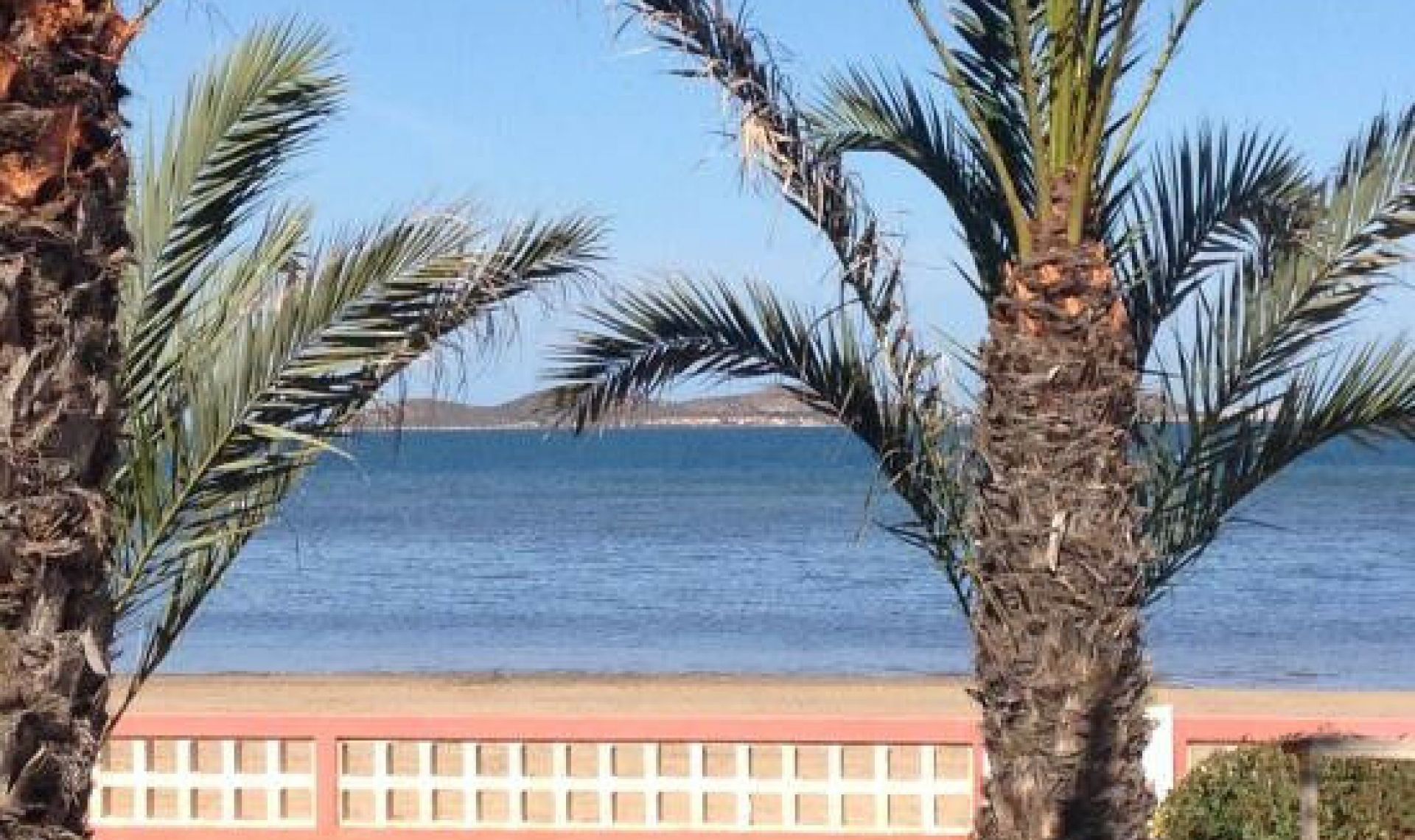 Resale - House -
Cartagena