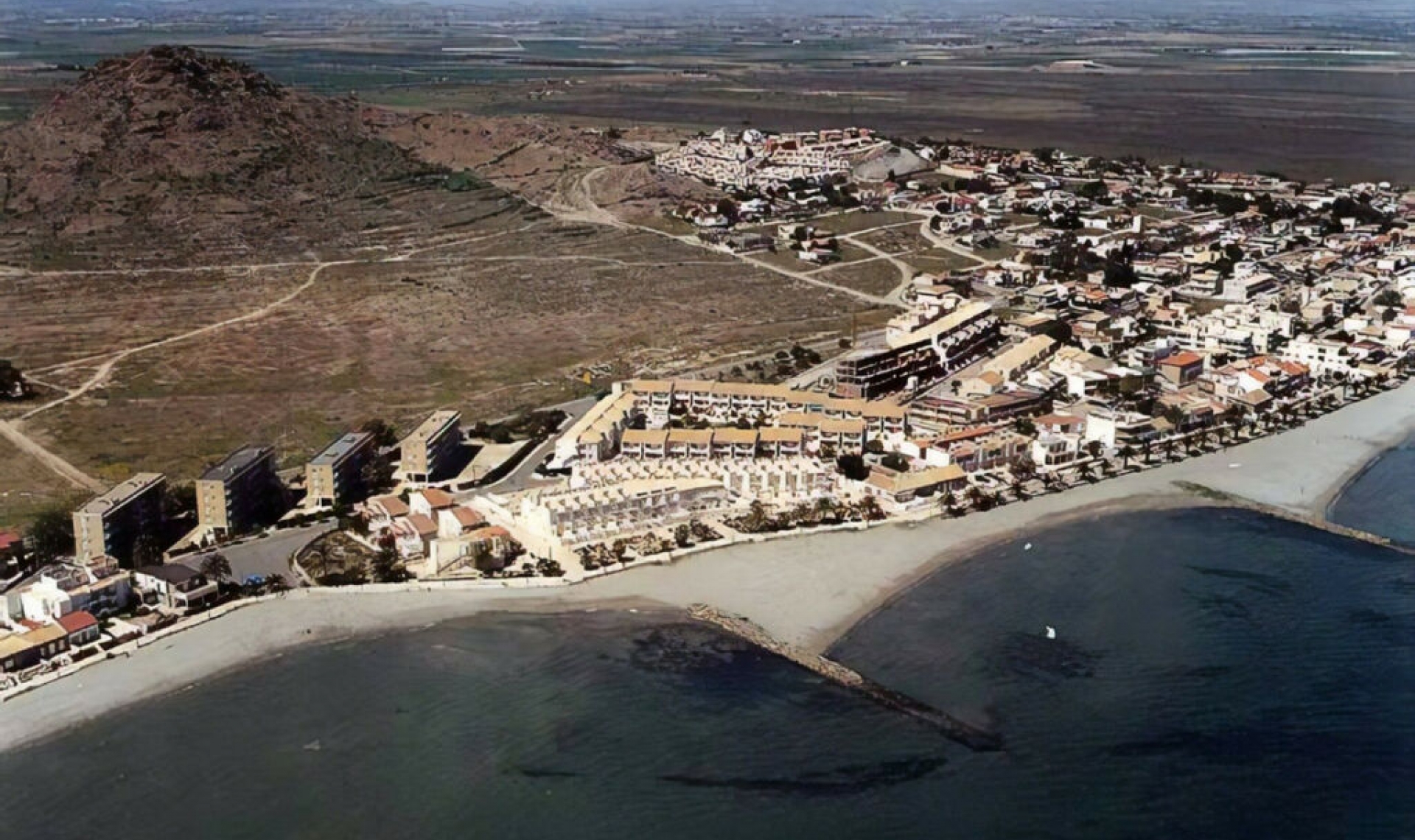 Resale - House -
Cartagena