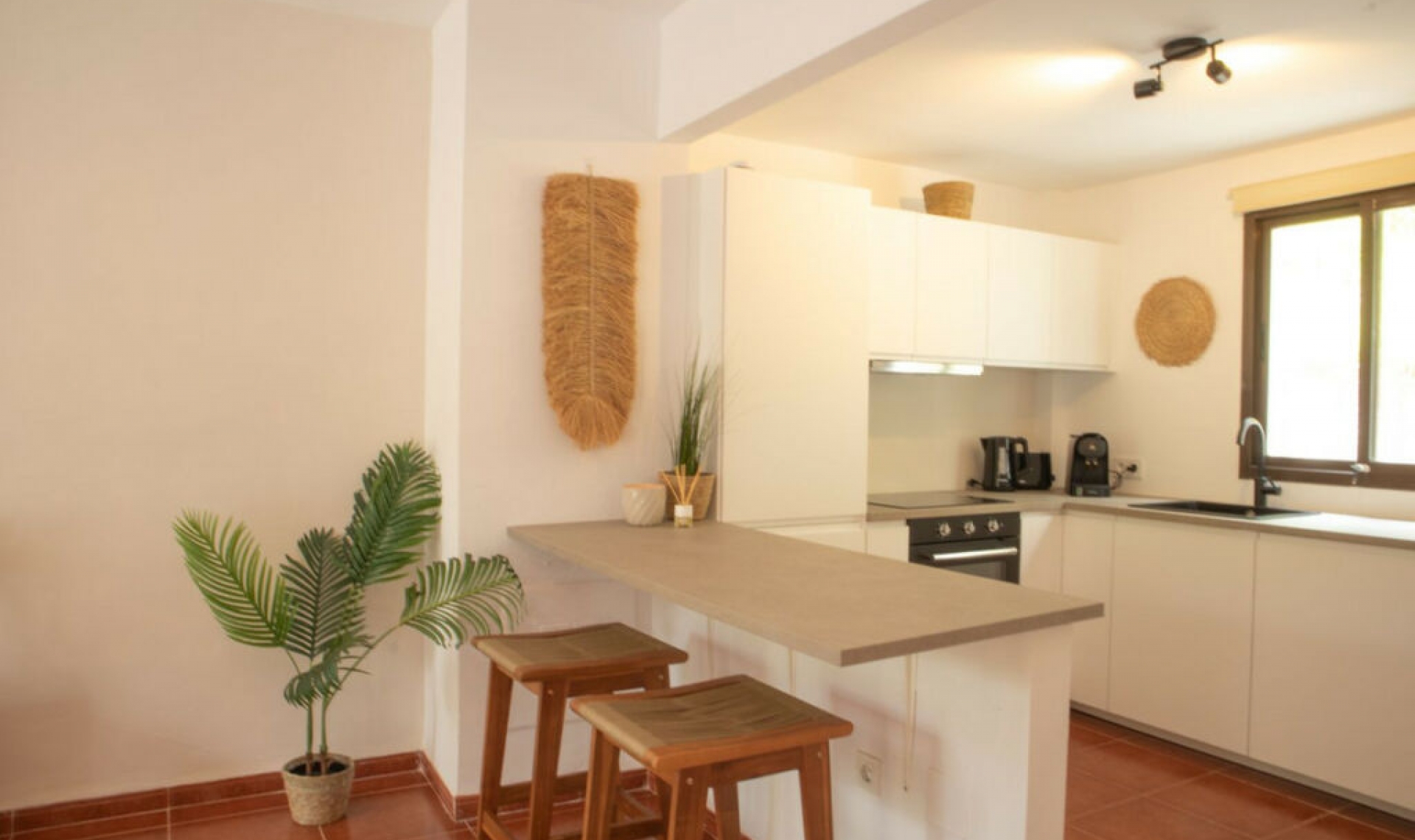 Resale - House -
Casares Playa