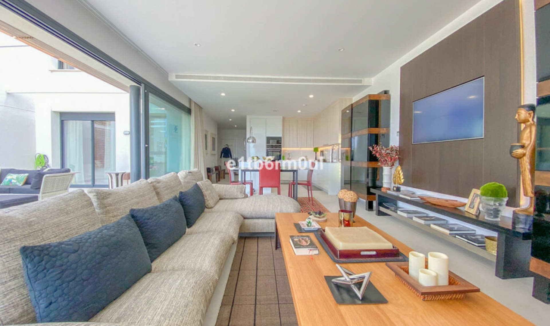 Resale - House -
Casares Playa