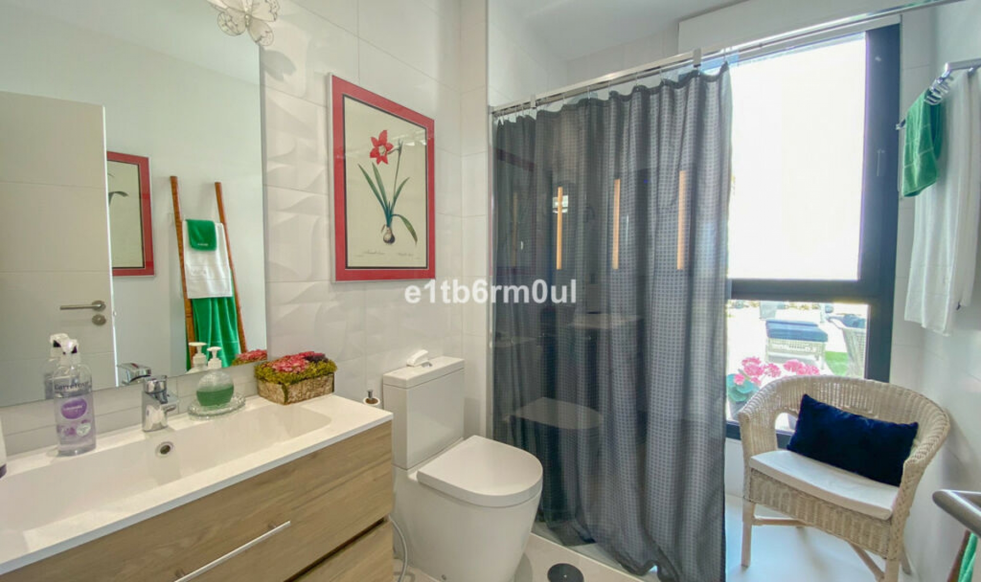 Resale - House -
Casares Playa