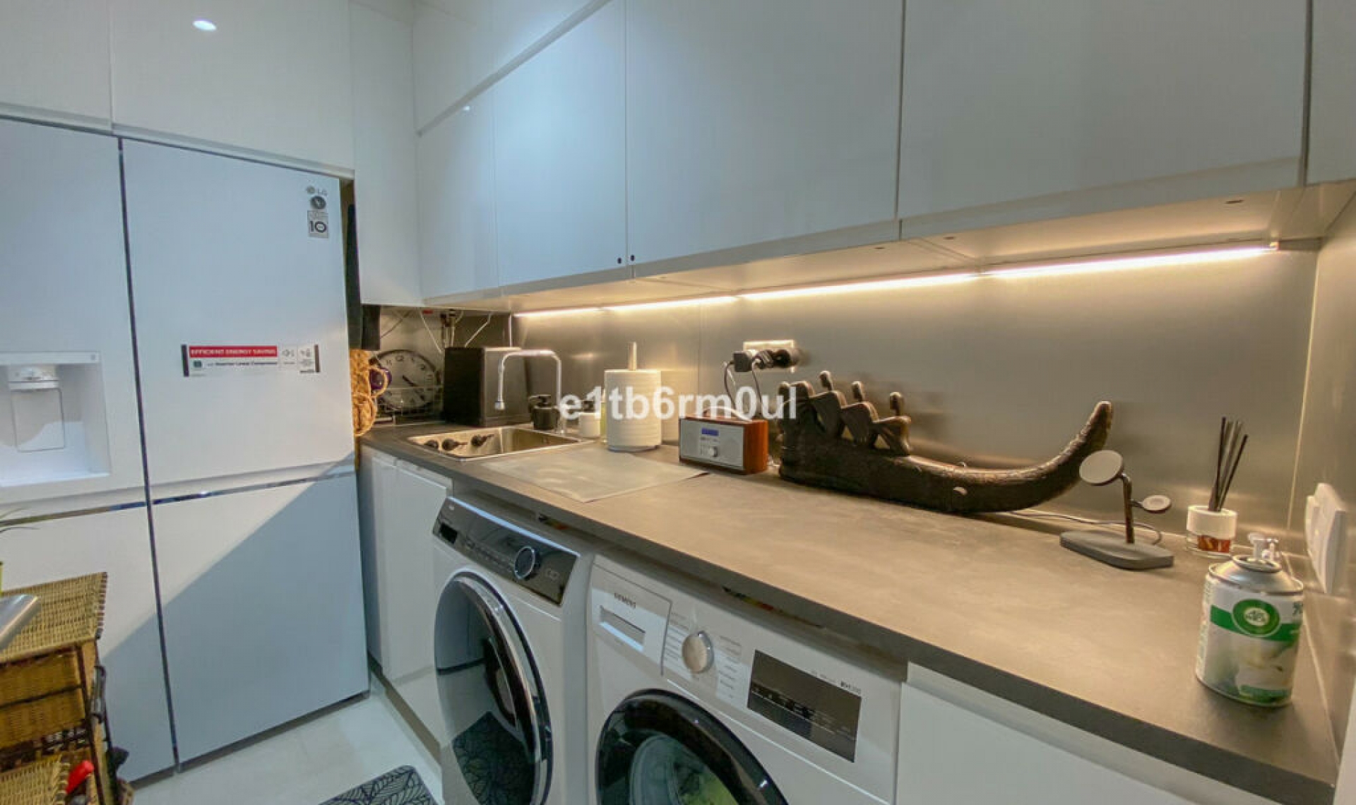 Resale - House -
Casares Playa