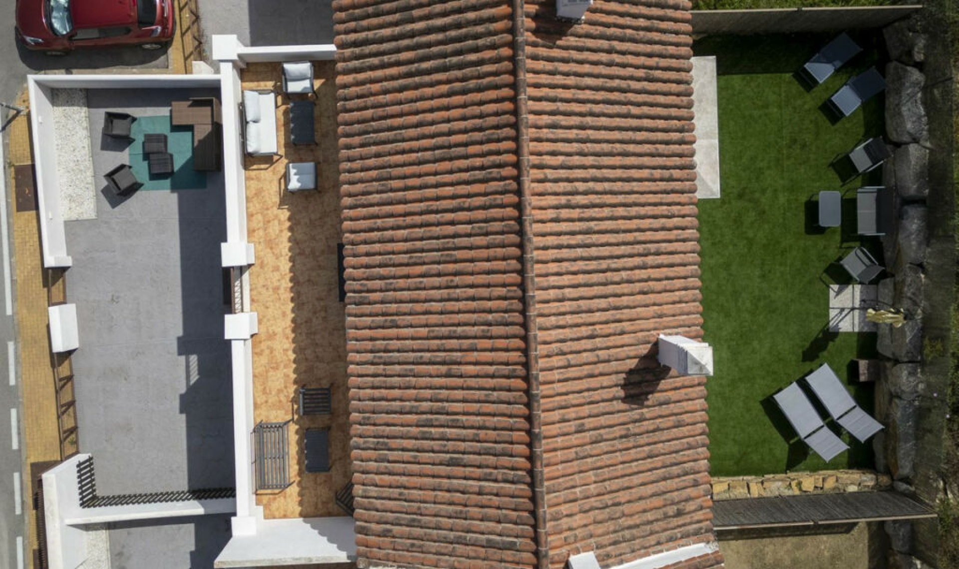 Resale - House -
Casares Playa