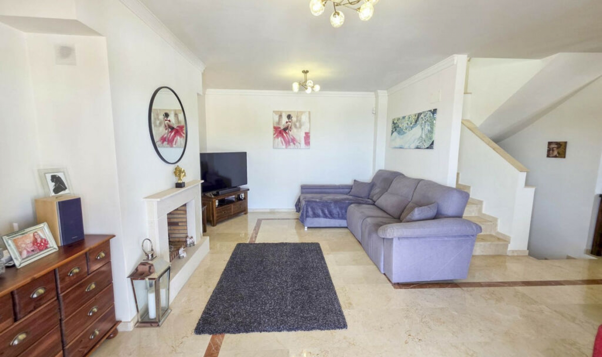 Resale - House -
Casares Playa