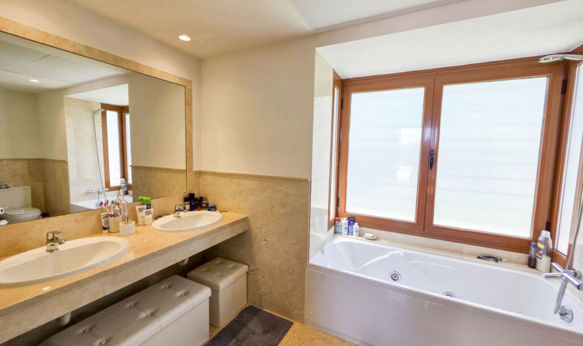 Resale - House -
Casares Playa