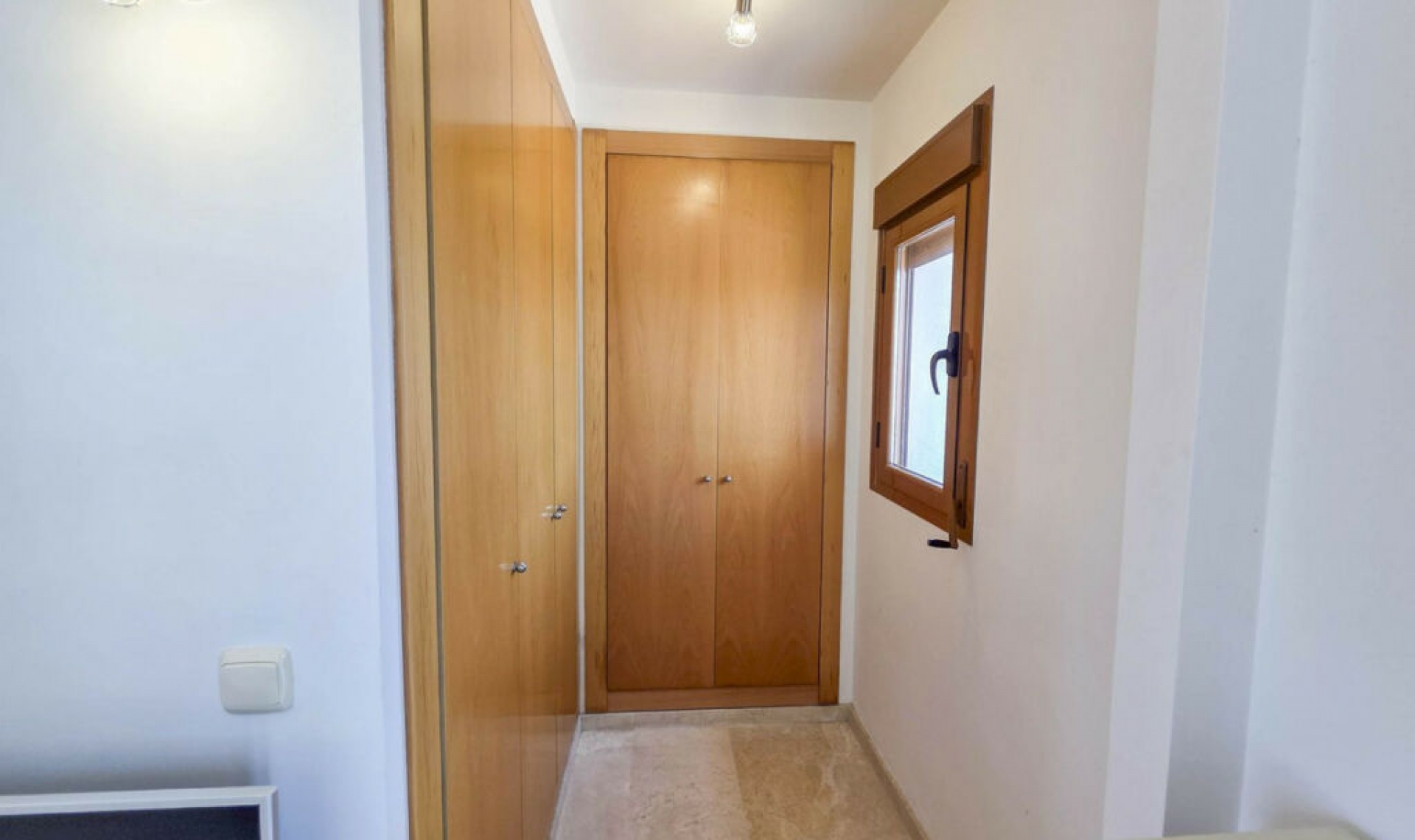 Resale - House -
Casares Playa