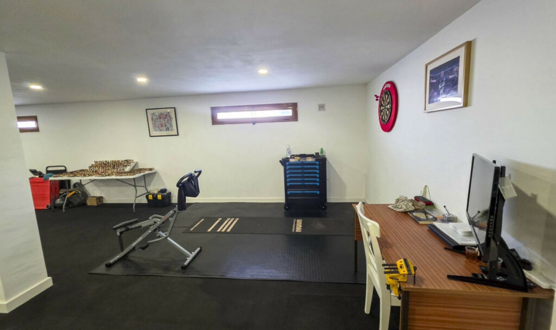 Resale - House -
Casares Playa