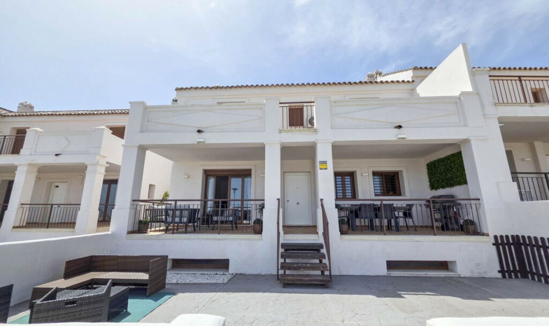 Resale - House -
Casares Playa