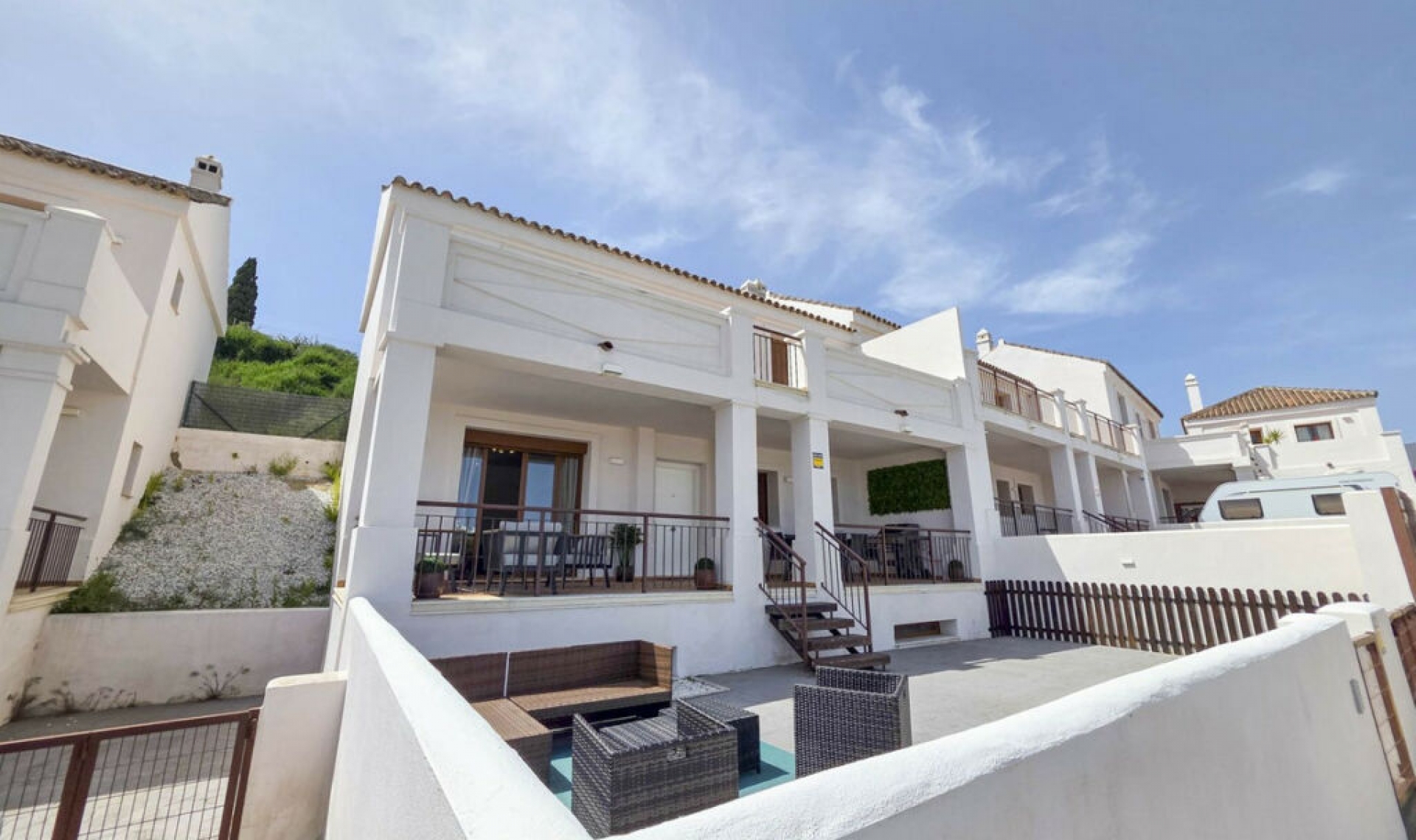 Resale - House -
Casares Playa