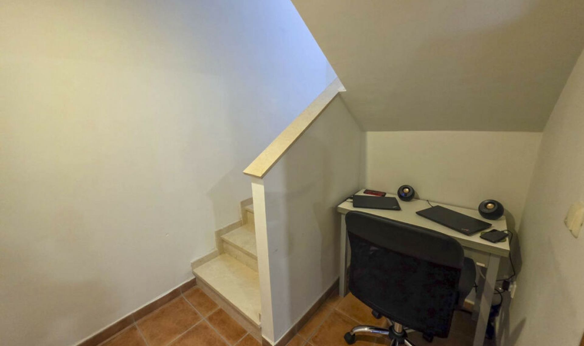 Resale - House -
Casares Playa