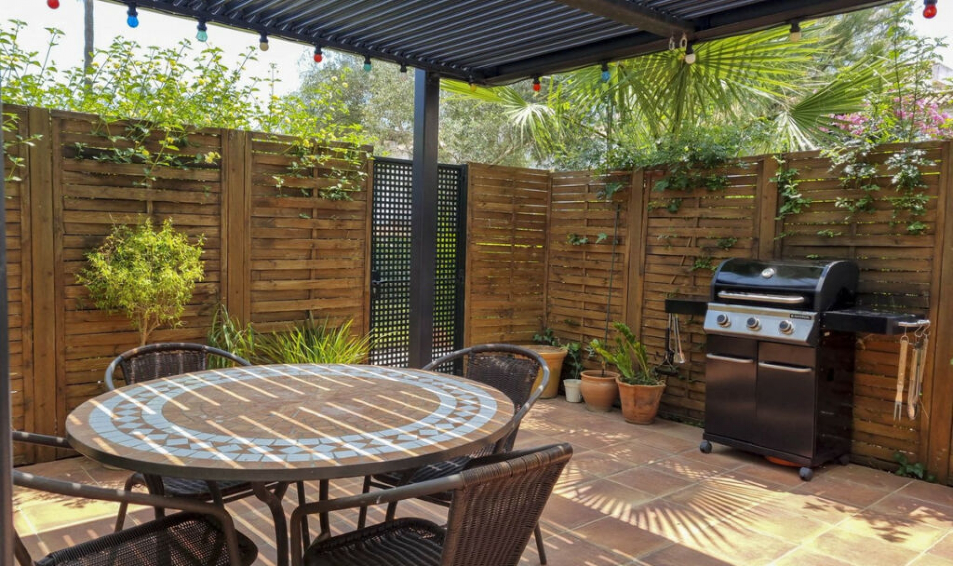 Resale - House -
Casares Playa