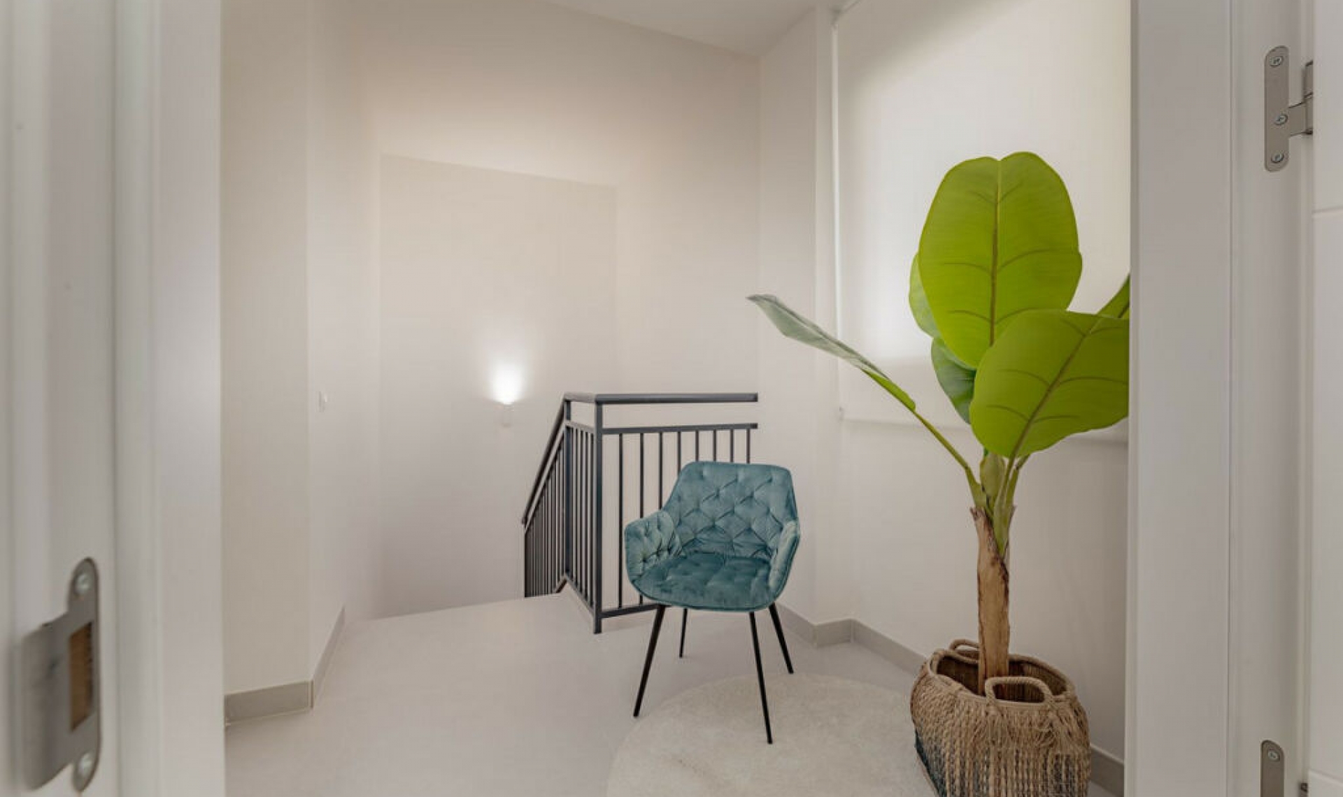 Resale - House -
Casares Playa