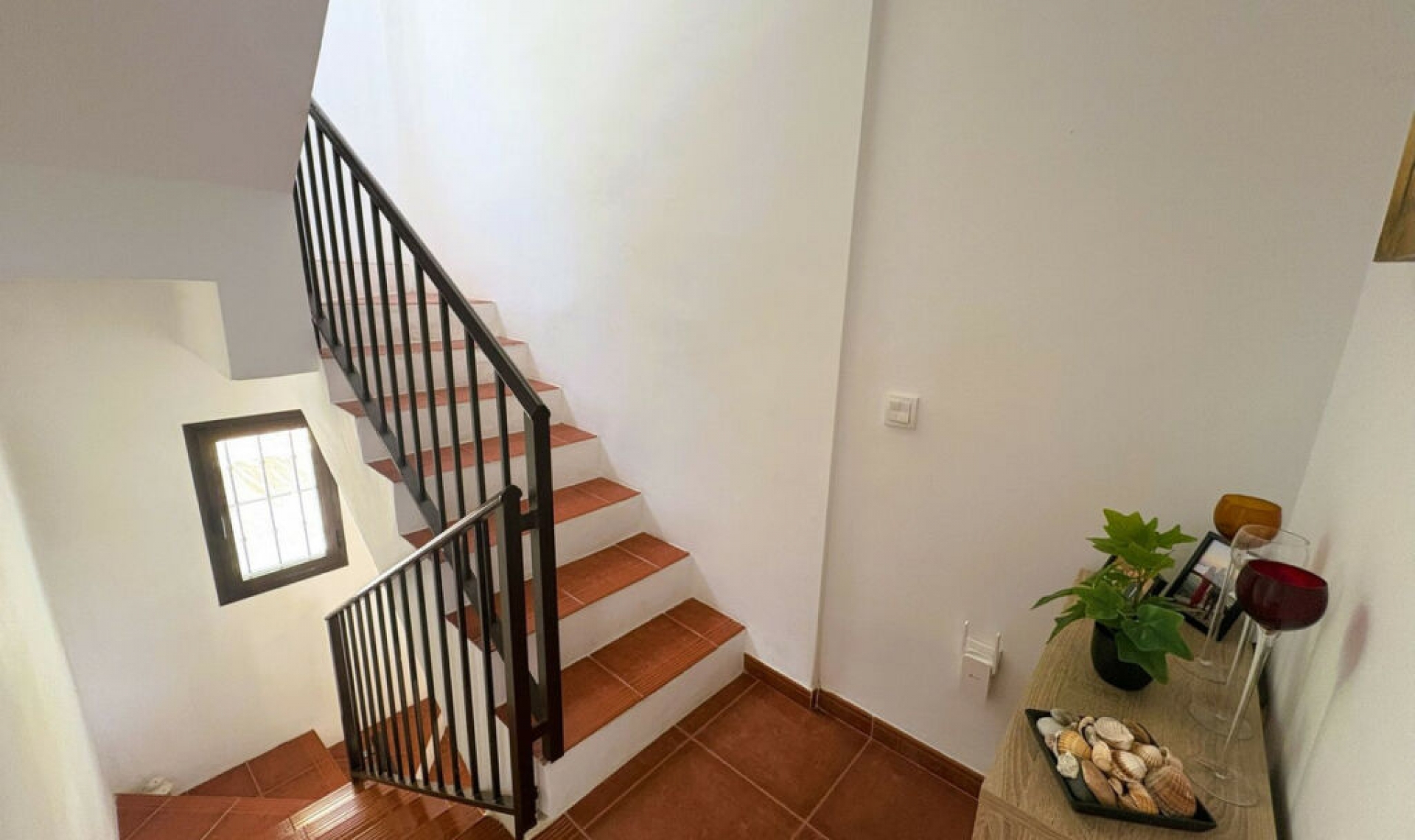 Resale - House -
Casares Playa