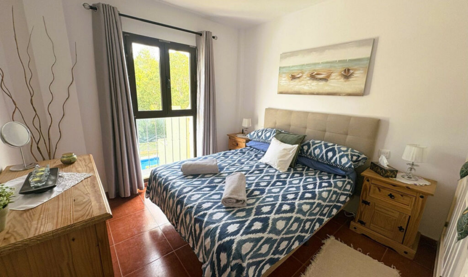 Resale - House -
Casares Playa