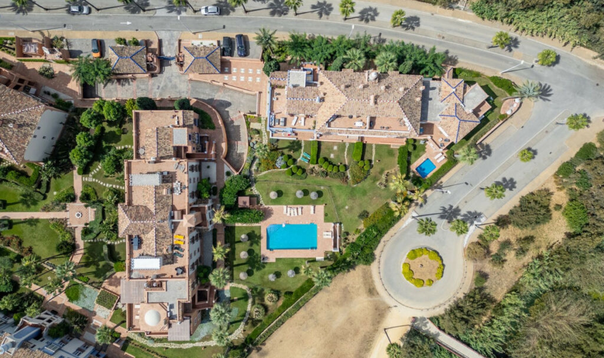 Resale - House -
Casares Playa